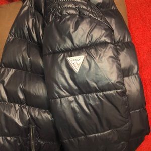 men’s navy blue guess puffer coat!